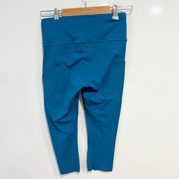 Lululemon Fast and Free Crop II *Nulux
Cyprus - Picture 5 of 7
